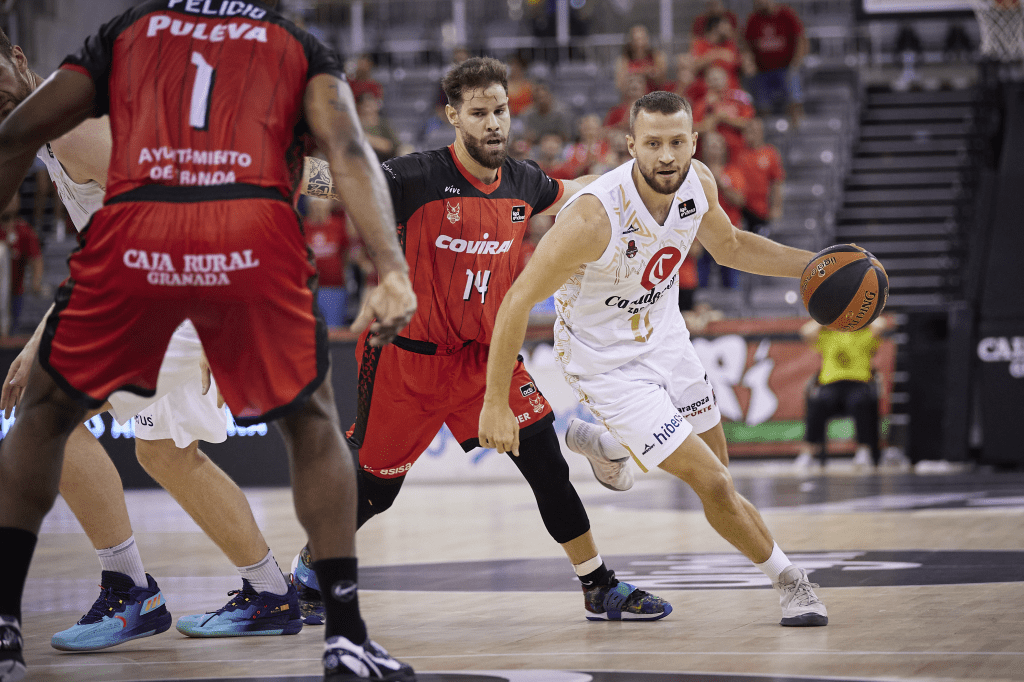 Una casi remontada demasiado tardía. Destacan Urtasun y Luke Maye en el último amistoso antes de la&nbsp;ACB.
