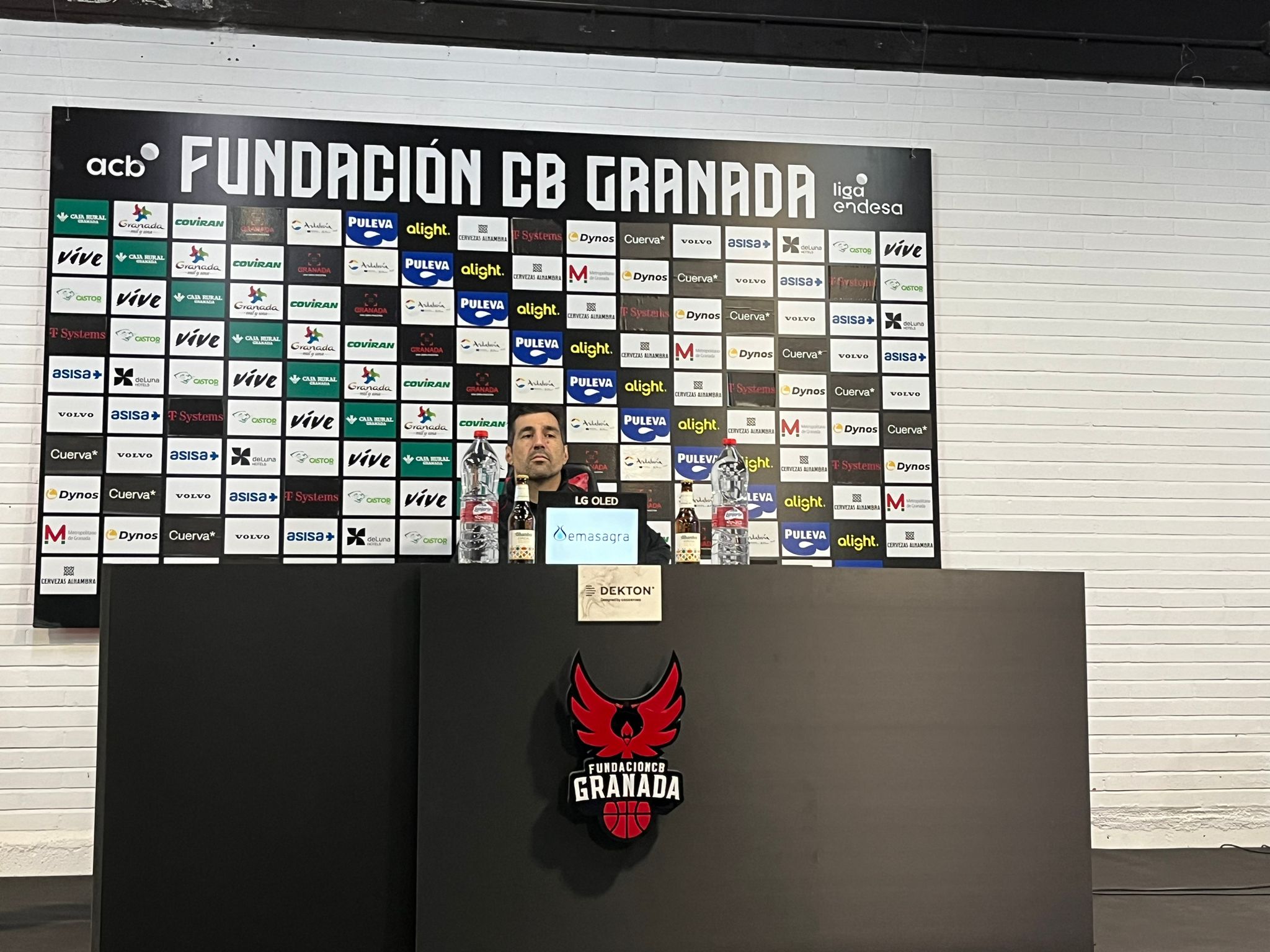 Pablo Pin, antes de recibir a Manresa: «No vale de nada entrenar bien si luego ante una o dos dificultades nos venimos abajo en el partido»